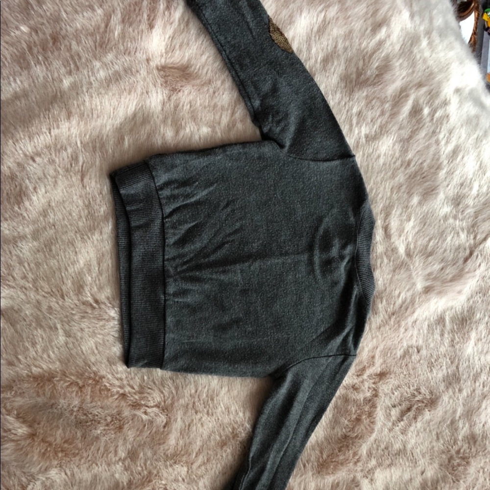 Sweater - Picture 4 of 4